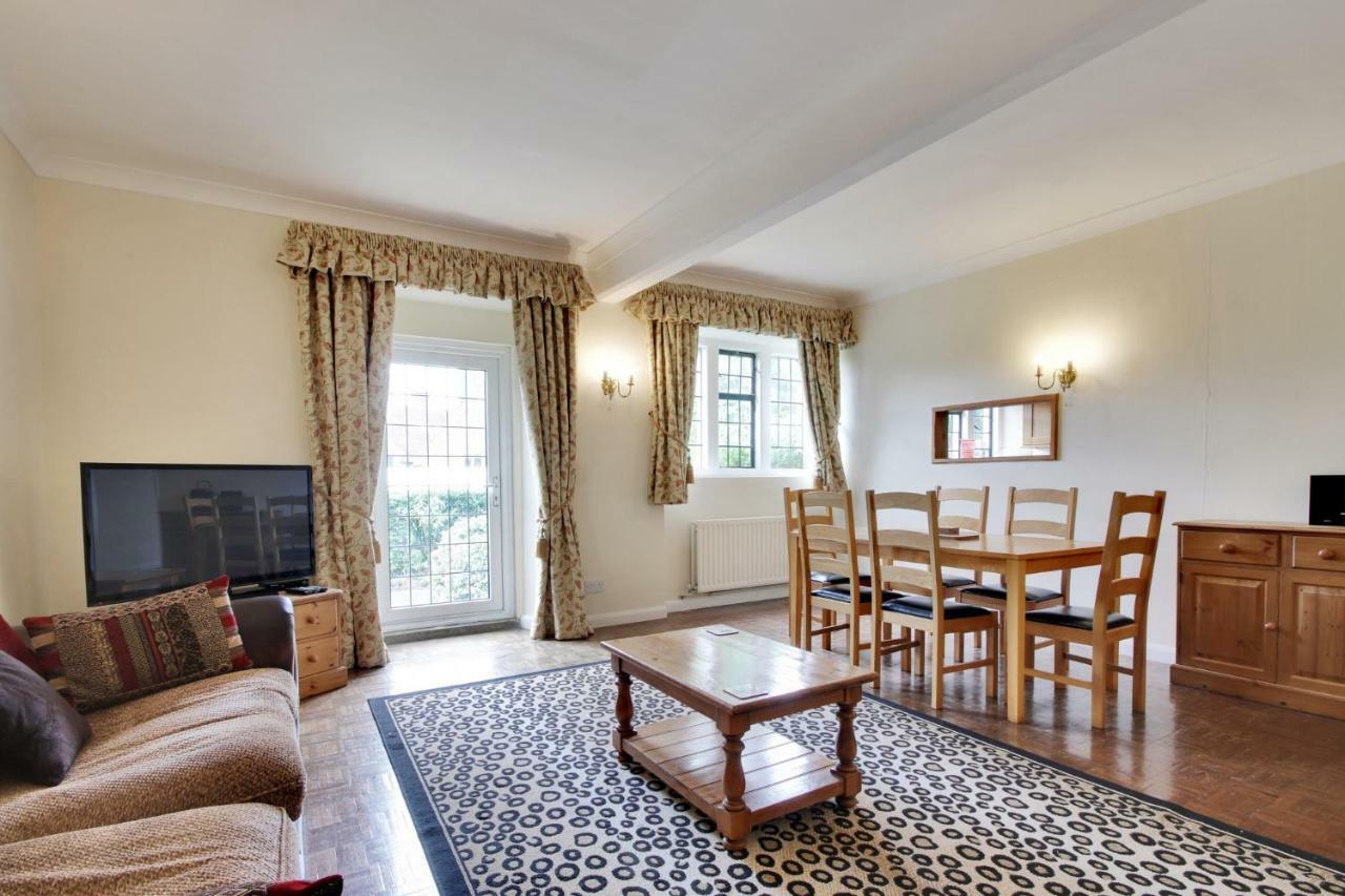 Lympne Castle Cottages Hythe  Exterior foto
